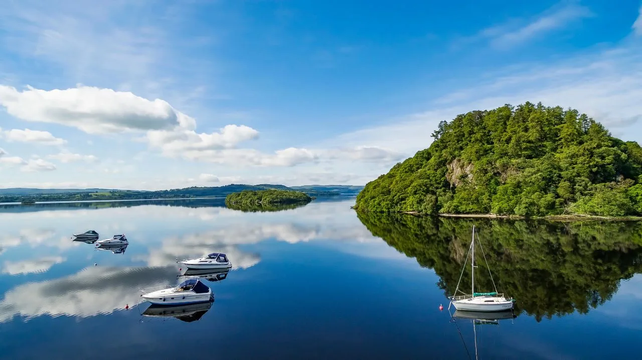 Balmaha viewpoint on Loch Lomond Scotland — private coach tour